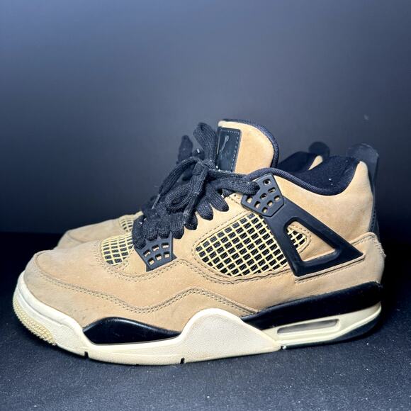 Size 7 - Wmns Nike Air Jordan 4 Retro Mushroom Women's Shoes - Picture 8 of 8